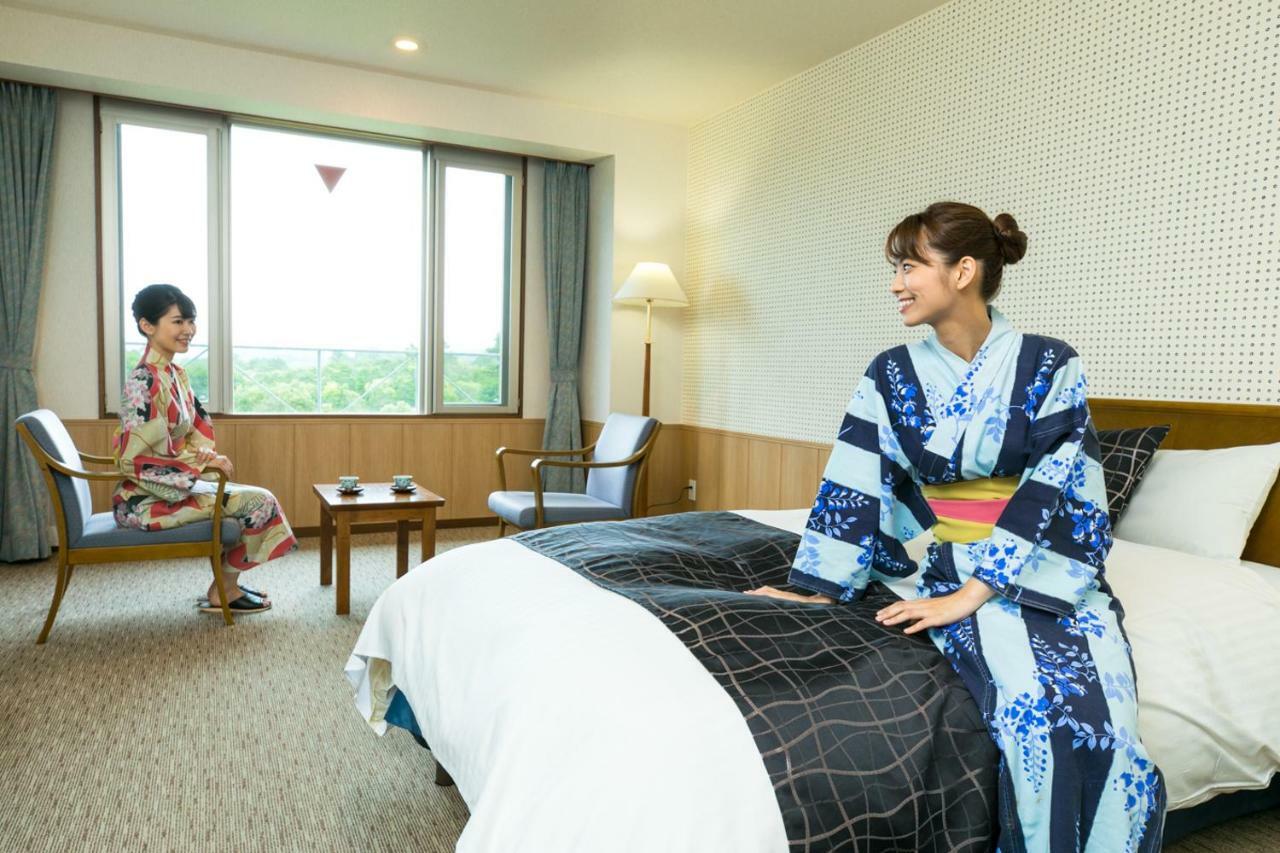 ホテル 休暇村裏磐梯 北塩原村 エクステリア 写真